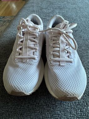 Brooks Women's Athletic Sneakers Pinkish White